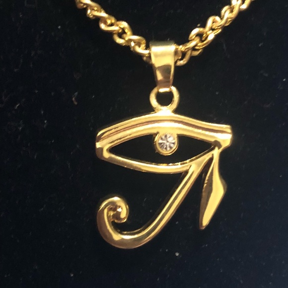 Pendant Necklace & Charm - Picture 2 of 5